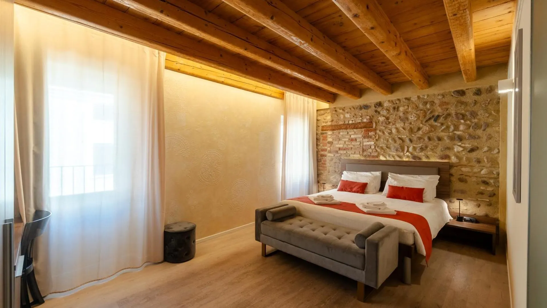 La Casa In Paese Hotel Peschiera del Garda 0*,  Italy