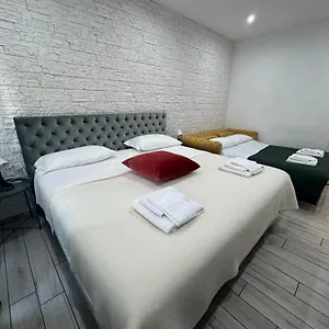 San Pietro Dreaming 2*, Roma Italia