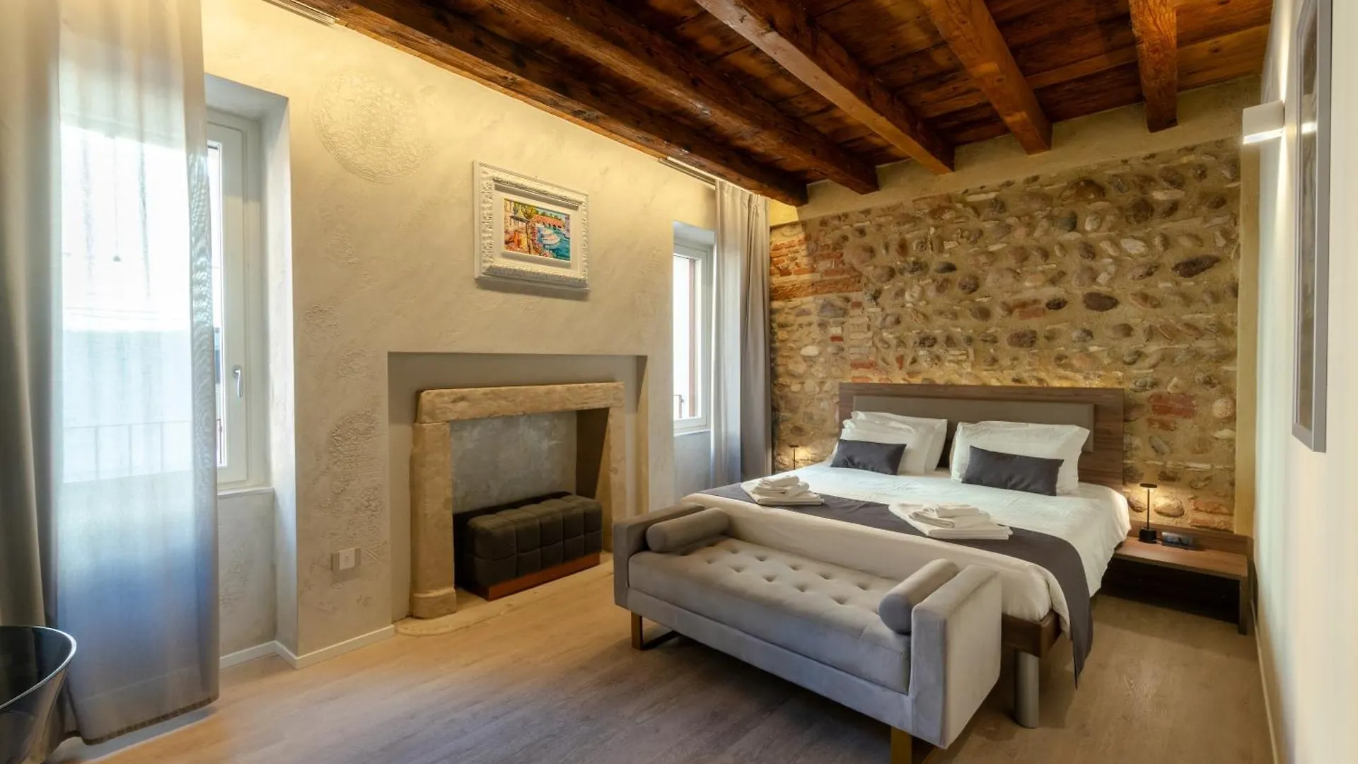 Hotel La Casa In Paese Peschiera del Garda