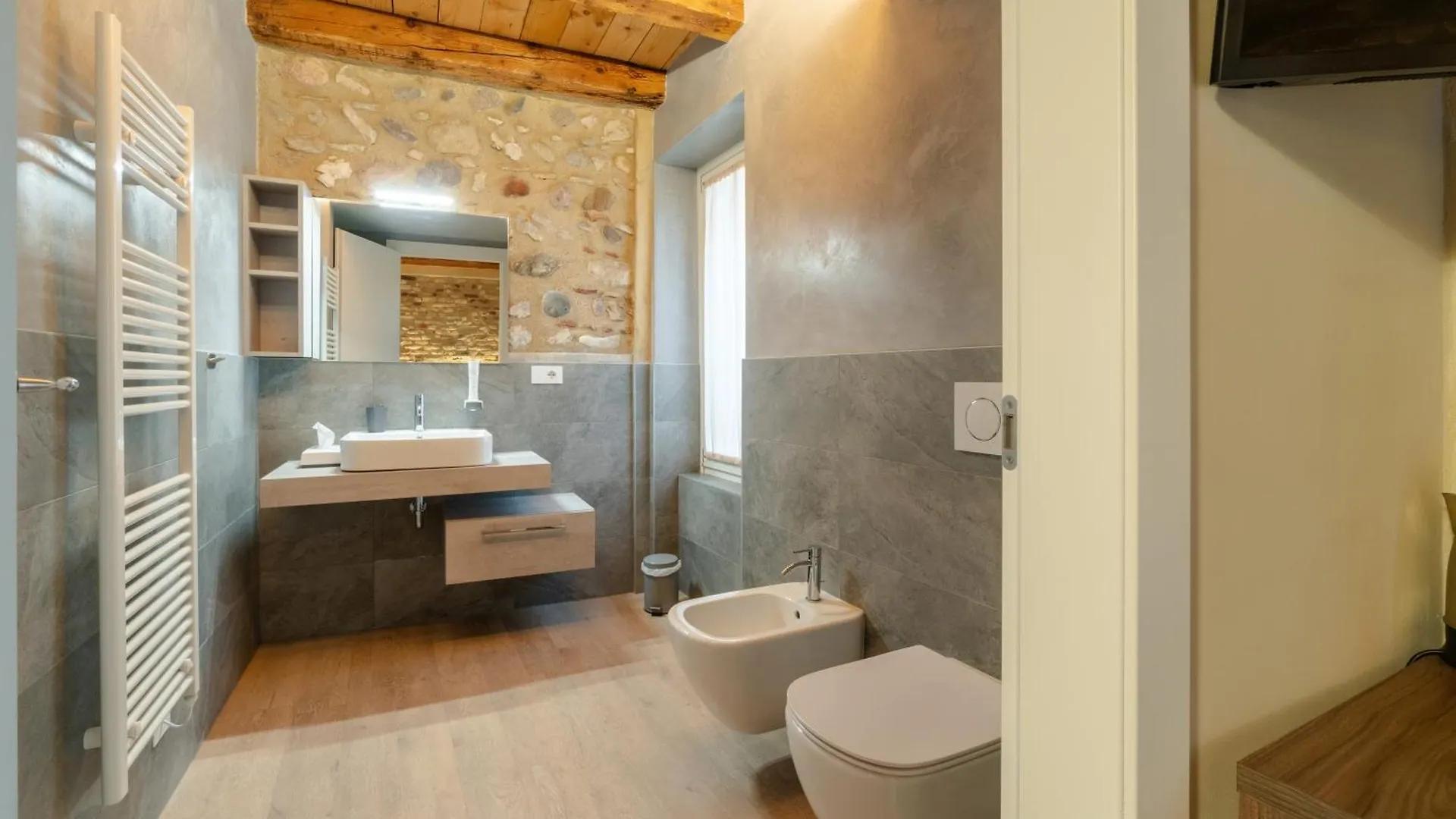 فندق La Casa In Paese بسكييرا ديل غاردا 0*,