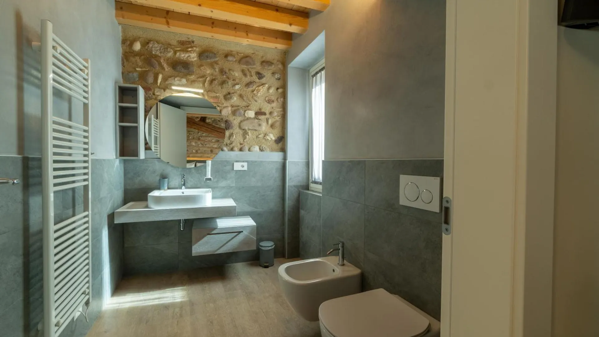 فندق La Casa In Paese بسكييرا ديل غاردا